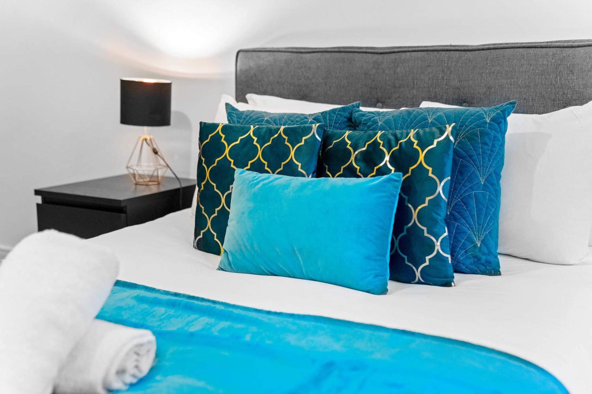 New Luxe Apartment - Secure Parking - Birmingham City Centre - Netflix - Wifi - Top Rated - 54M Exterior foto